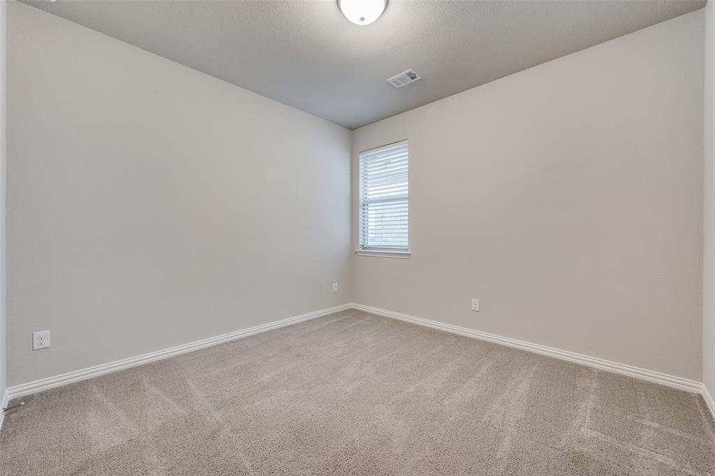 4720 Bonfire Way Little Elm, TX 76227 - Photo 14 of 34