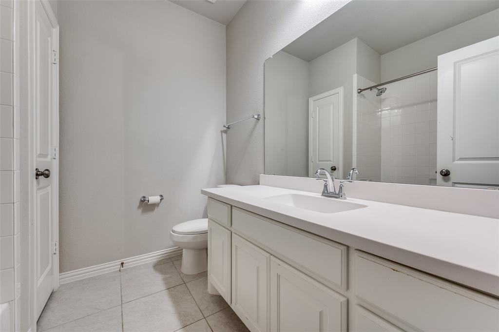 4720 Bonfire Way Little Elm, TX 76227 - Photo 15 of 34