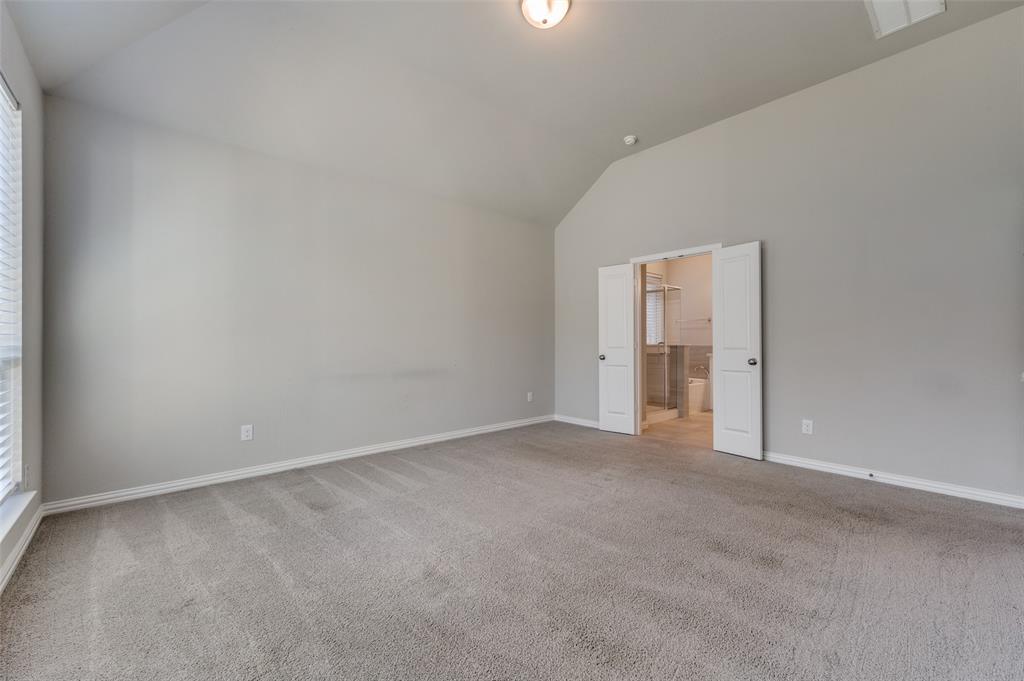 4720 Bonfire Way Little Elm, TX 76227 - Photo 18 of 34