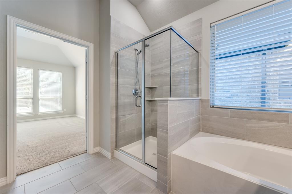 4720 Bonfire Way Little Elm, TX 76227 - Photo 21 of 34