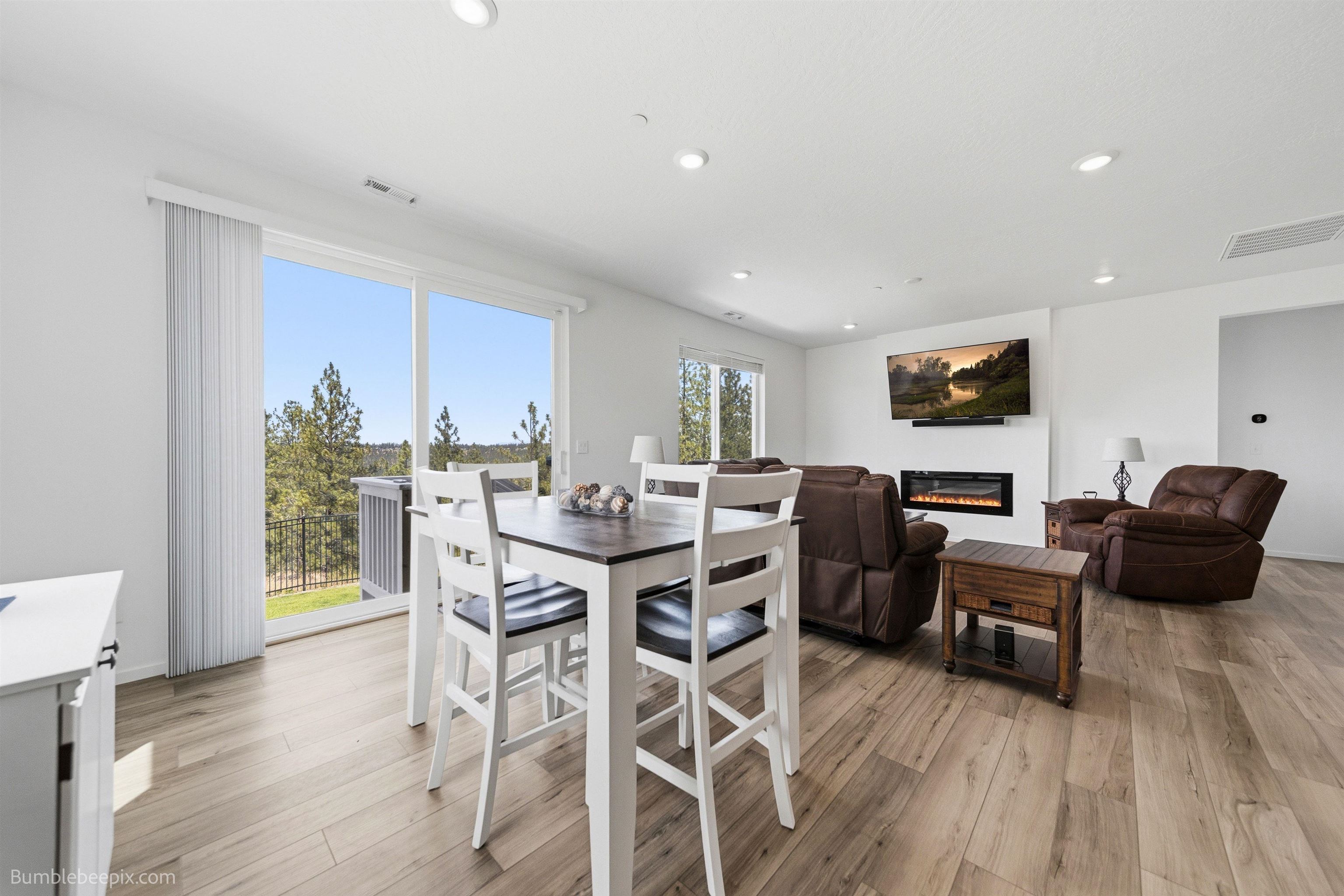 6901 West Boulder Rdg Drive Spokane, WA 99224 - Photo 5 of 28