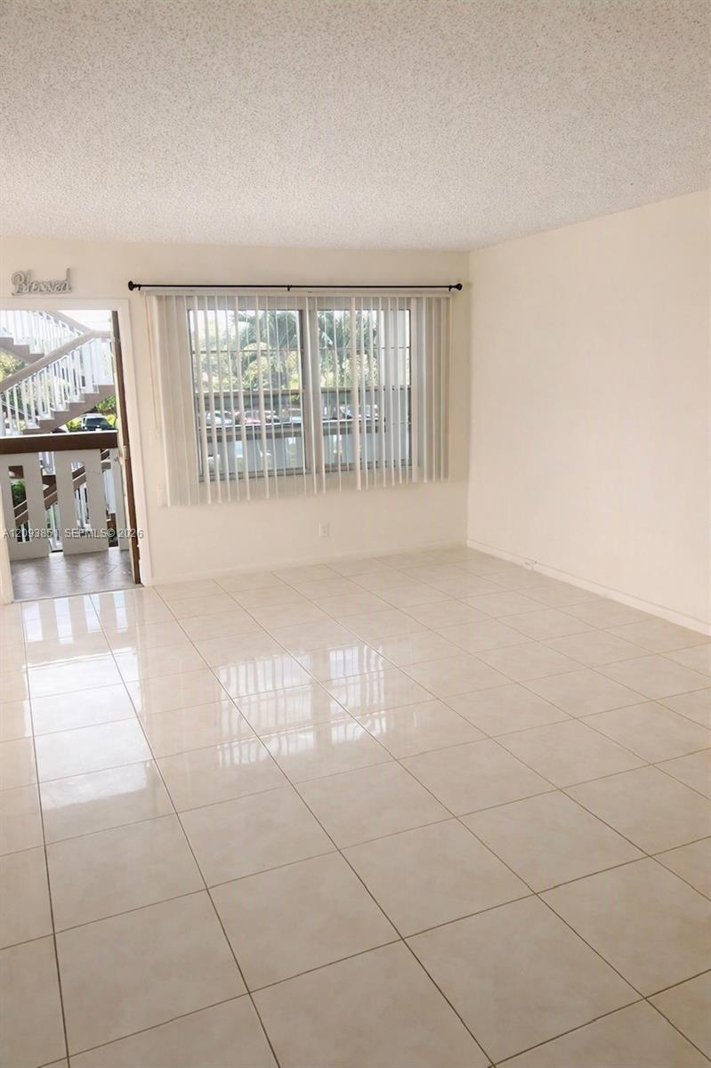 528 Mansfield M, Unit 528 Boca Raton, FL 33434 - Photo 2 of 19 Gallery Image 2