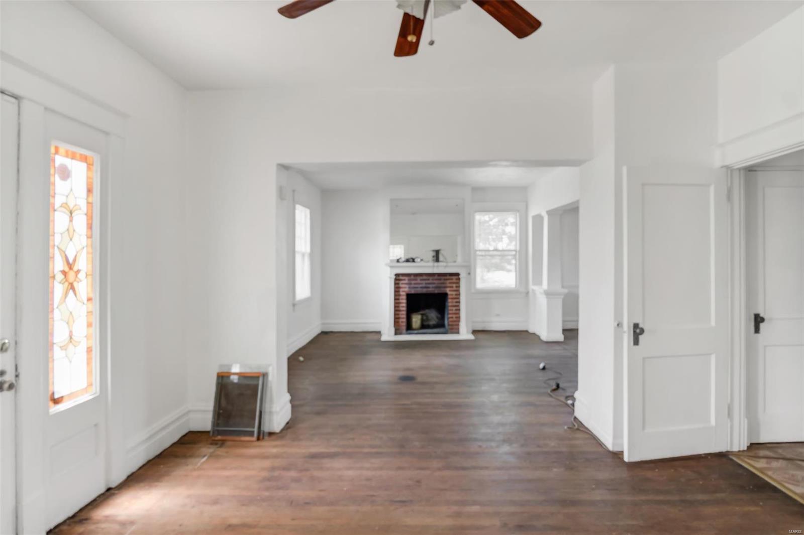 121 Woodstock Road St. Louis, MO 63135 - Photo 8 of 31 Gallery Image 8