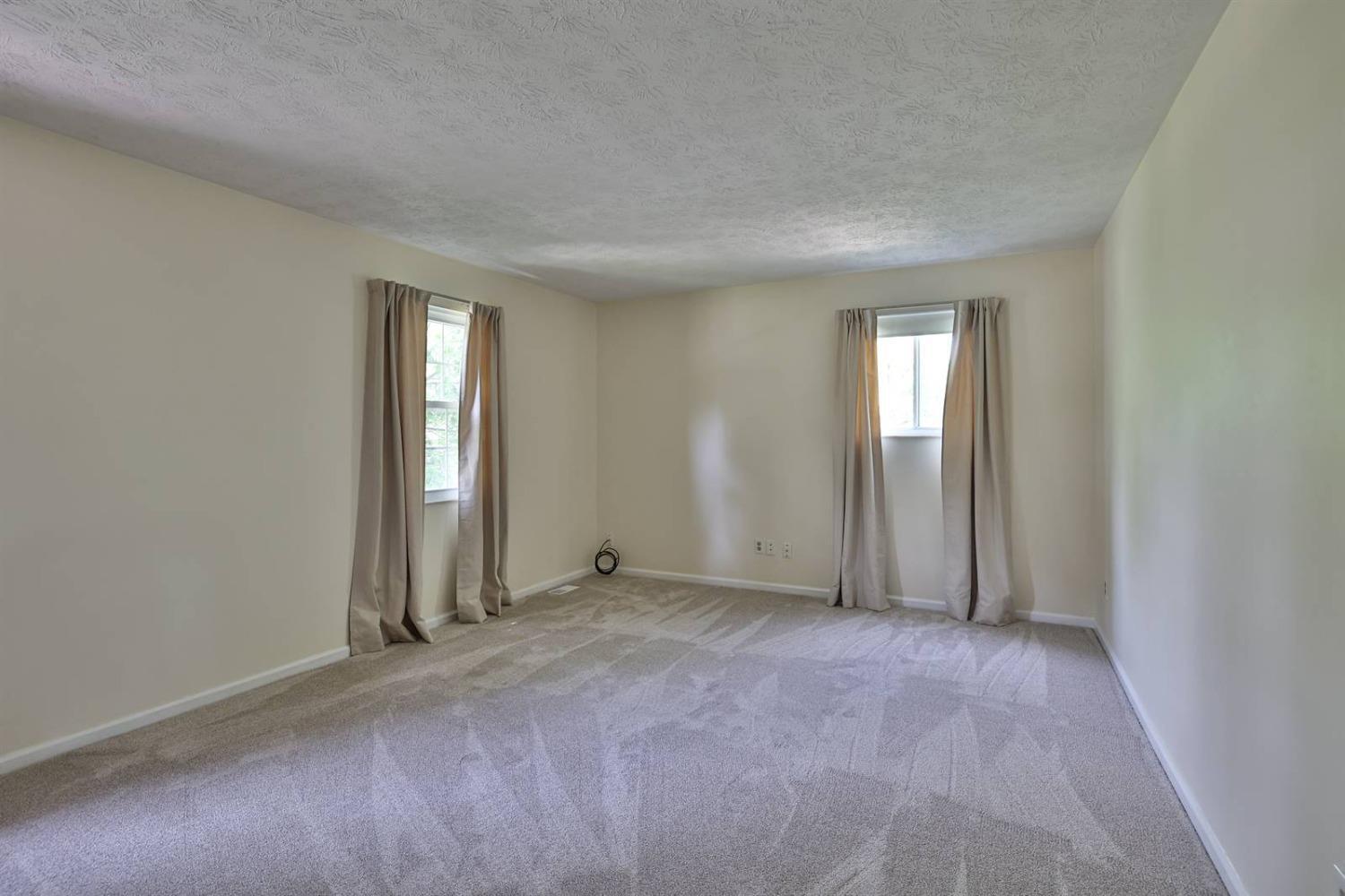 11992 Kenn Road Springdale, OH 45246 - Photo 19 of 46