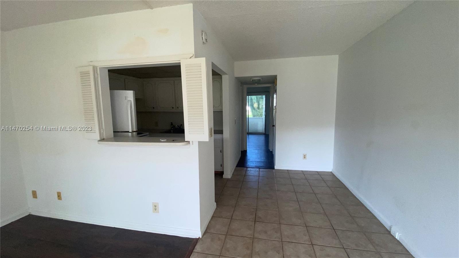 385 Fanshaw, Unit J385 Boca Raton, FL 33434 - Photo 13 of 22