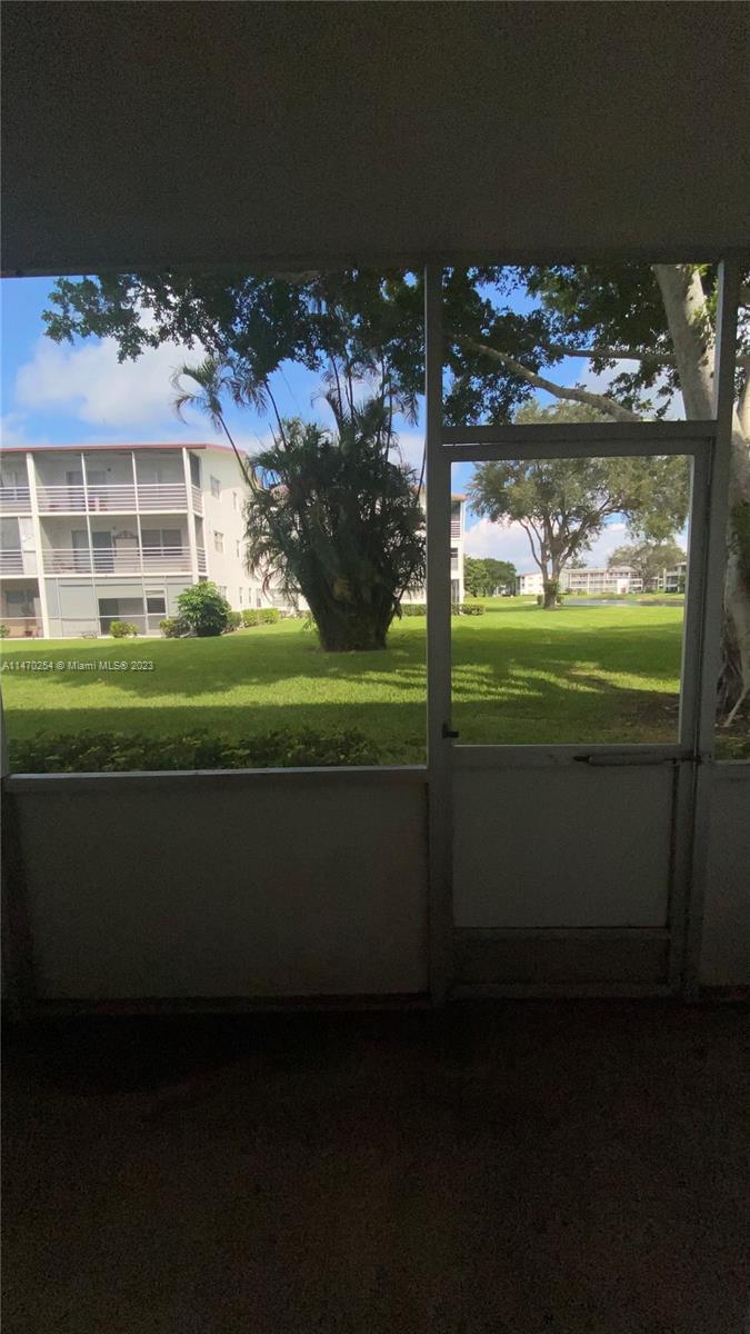 385 Fanshaw, Unit J385 Boca Raton, FL 33434 - Photo 19 of 22