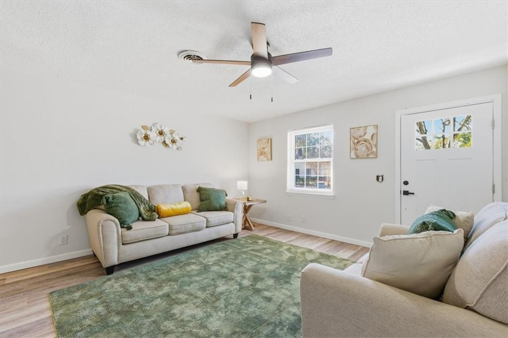 2536 Cherry Street Brunswick, GA 31520 - Photo 7 of 43