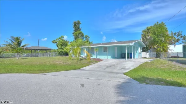 $536,000 | 12055 Matlacha Boulevard, Matlacha Isles, FL 33991