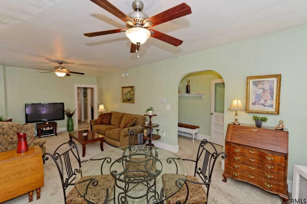 28 Hawk Street Schenectady, NY 12307 - Photo 4 of 25 Photo 4
