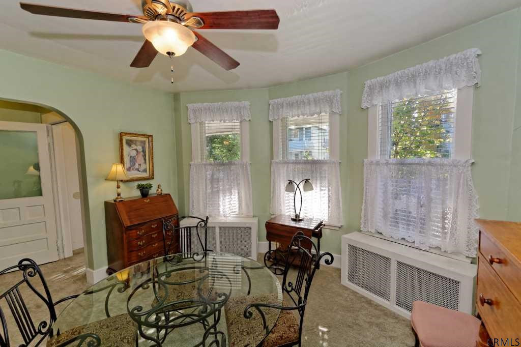 28 Hawk Street Schenectady, NY 12307 - Photo 5 of 25 Photo 5