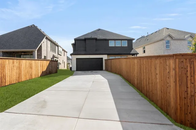 $719,503 | 8511 Great Stone Trail, Wylie, TX 75098