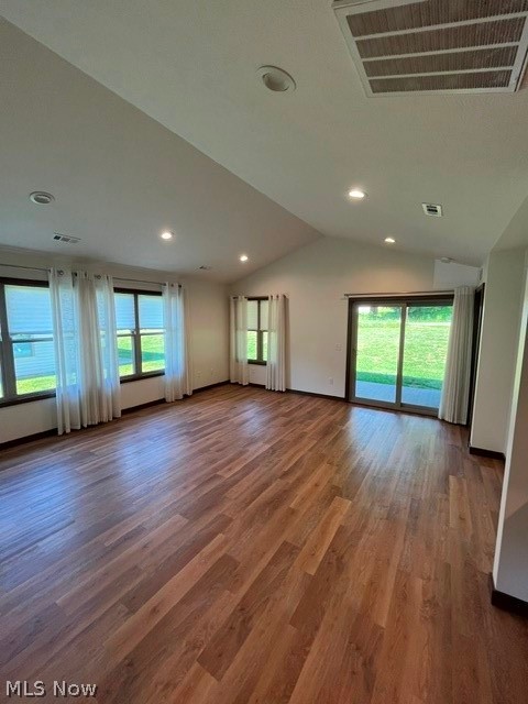 2719 Barnhill Road Southeast New Philadelphia, OH 44663 - Photo 4 of 9