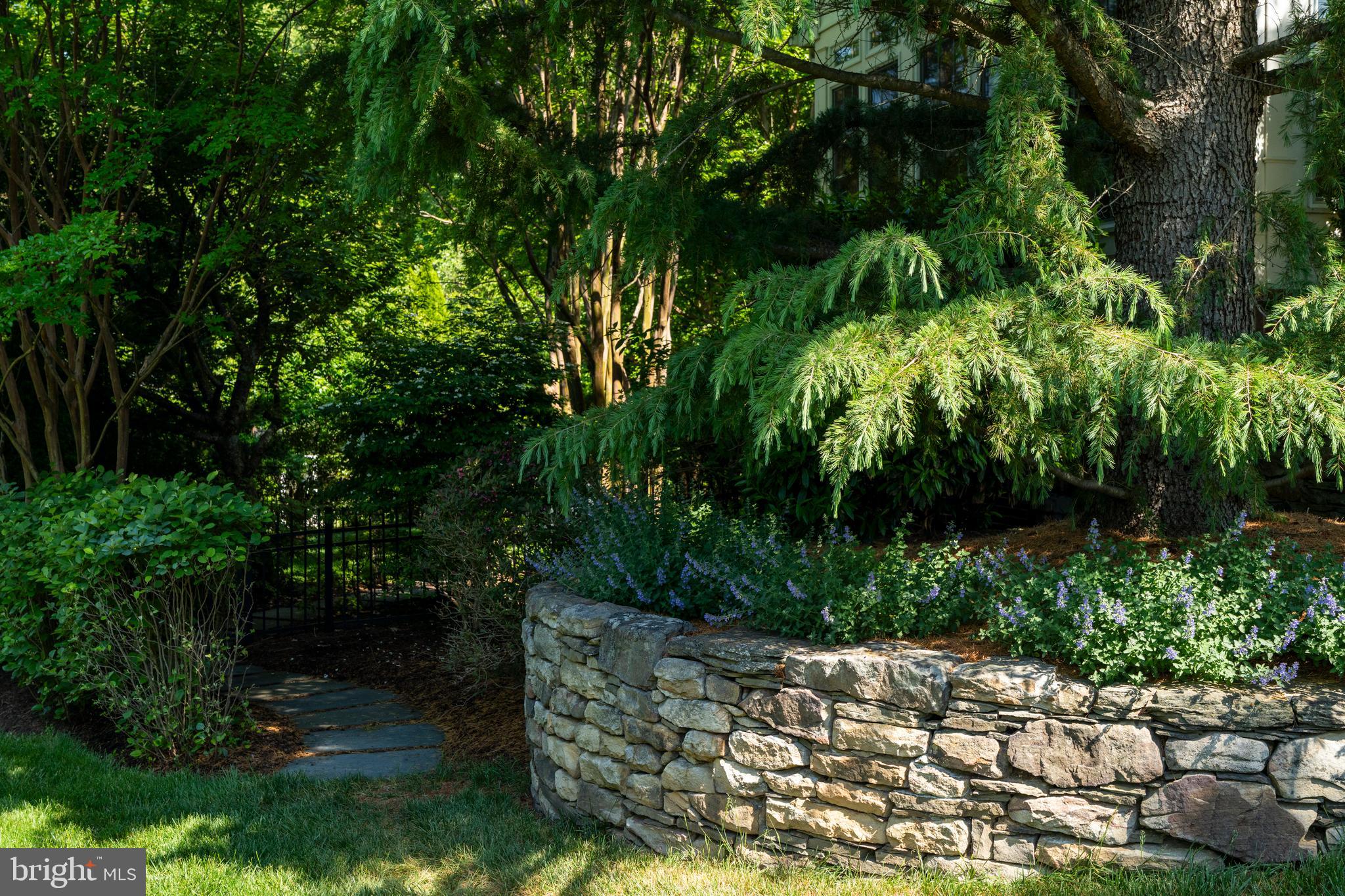 2006 Cranbourne Road Lutherville-Timonium, MD 21093 - Photo 79 of 89 Backyard