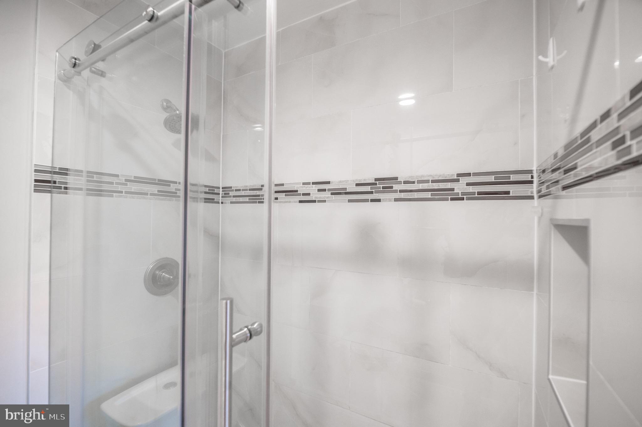 2840 Edgelea Road Vienna, VA 22181 - Photo 16 of 29 Gallery Image 16