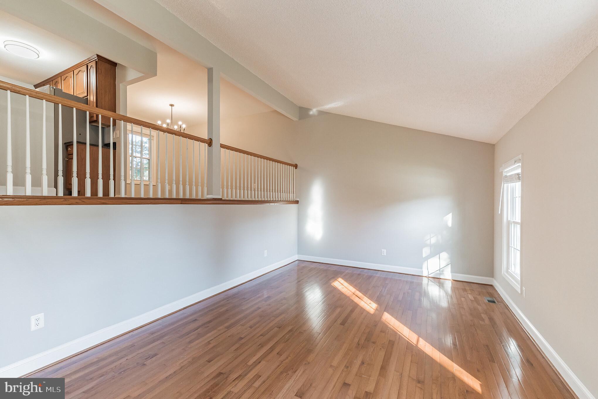 2840 Edgelea Road Vienna, VA 22181 - Photo 2 of 29 Gallery Image 2