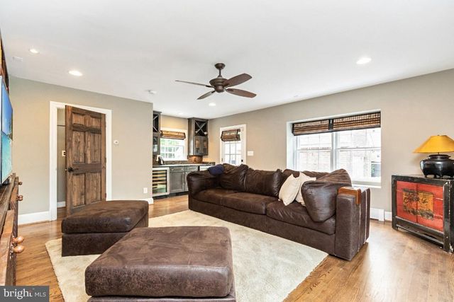 $1,565,000 | 1 West Mason Avenue, Alexandria, VA 22301