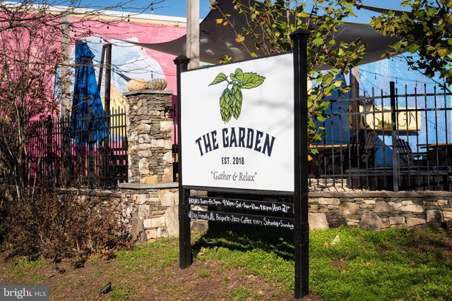 $1,565,000 | 1 West Mason Avenue, Alexandria, VA 22301