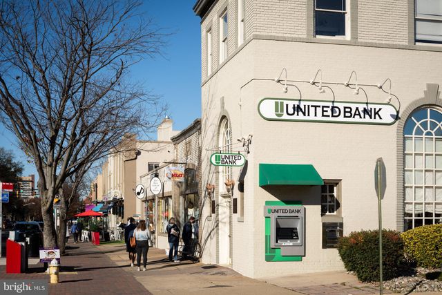 $1,565,000 | 1 West Mason Avenue, Alexandria, VA 22301