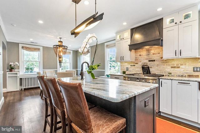 $1,565,000 | 1 West Mason Avenue, Alexandria, VA 22301