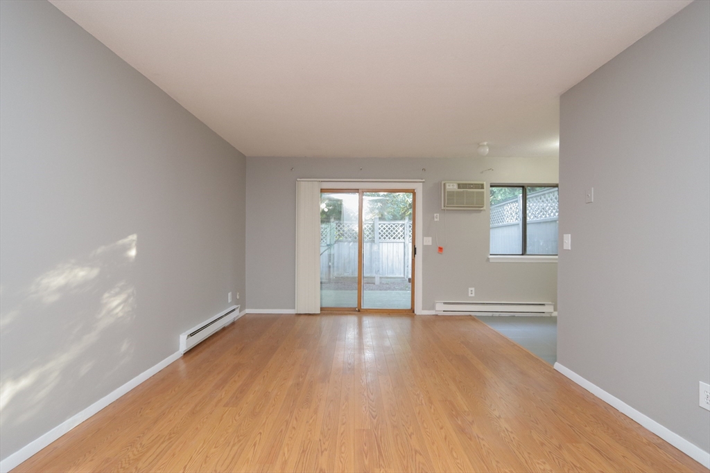 170 East Hadley Road, Unit 13 Amherst, MA 01002 - Photo 7 of 38