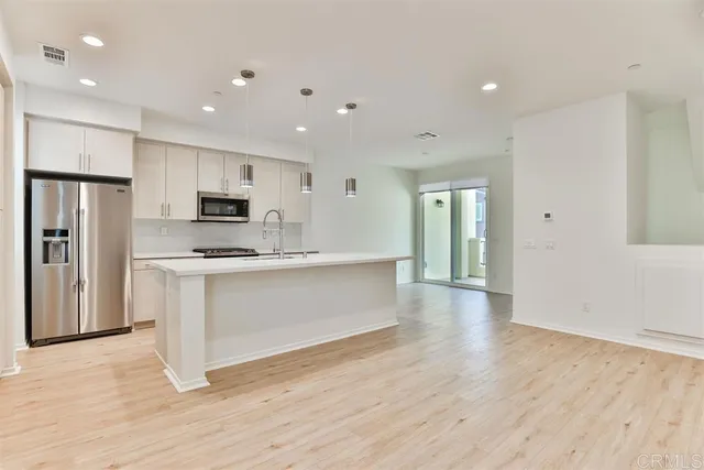 $3,700 | 1221 Via Lucero, Oceanside, CA 92056