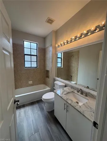 $2,700 | 7614 Bristol Circle, Naples, FL 34120