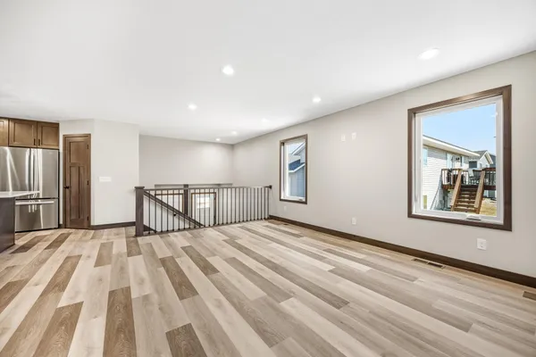 $359,900 | 800 Texas Avenue Northwest, Hutchinson, MN 55350