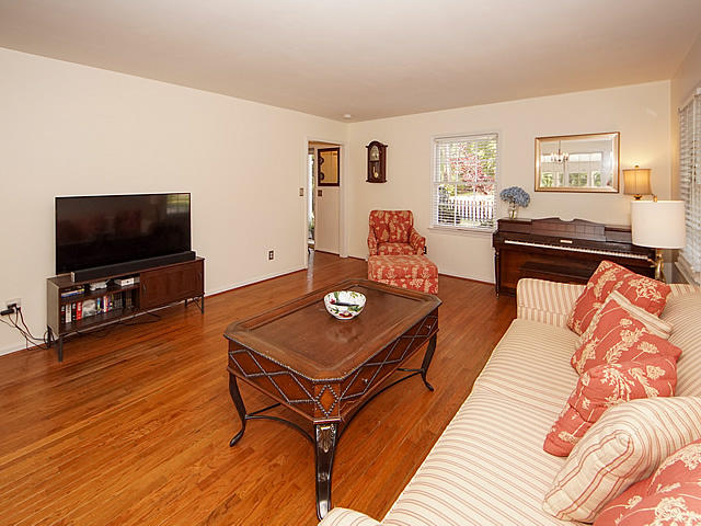 207 County Rd S-18-505 Summerville, SC 29485 - Photo 9 of 41 06