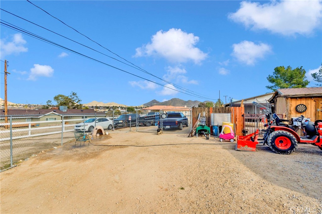18608 Cocqui Road Apple Valley, CA 92307 - Photo 24 of 30