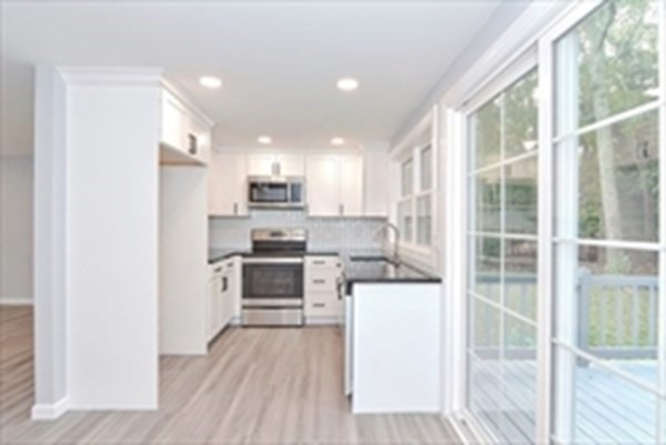 15 Raspberry Lane Barnstable, MA 02648 - Photo 7 of 18 Gallery Image 7