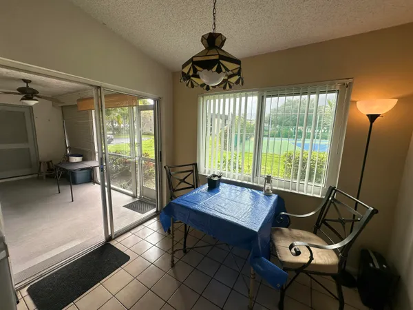 $280,000 | 744 Lago Road, Delray Beach, FL 33445