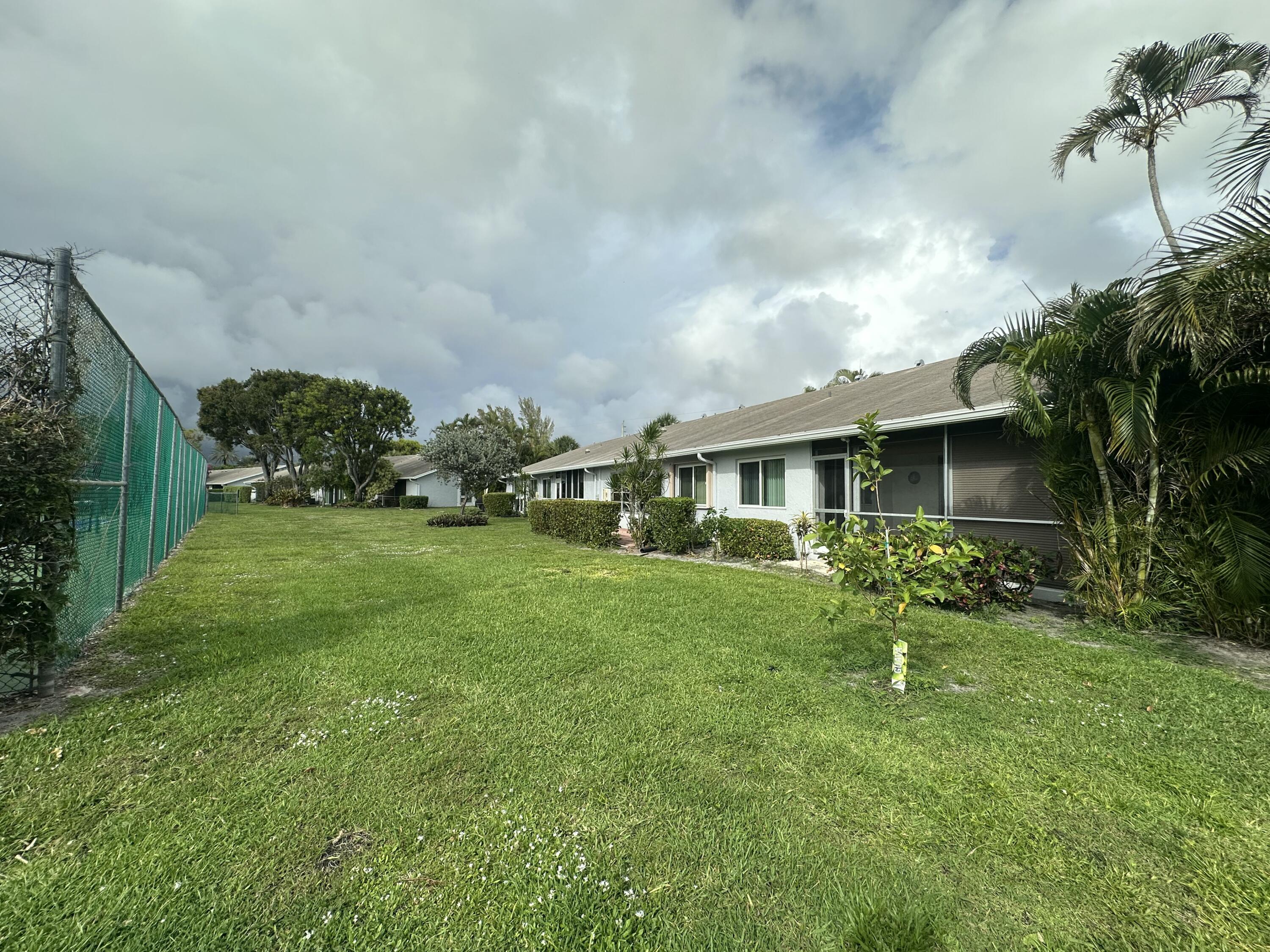 744 Lago Road Delray Beach, FL 33445 - Photo 6 of 25 IMG_5035