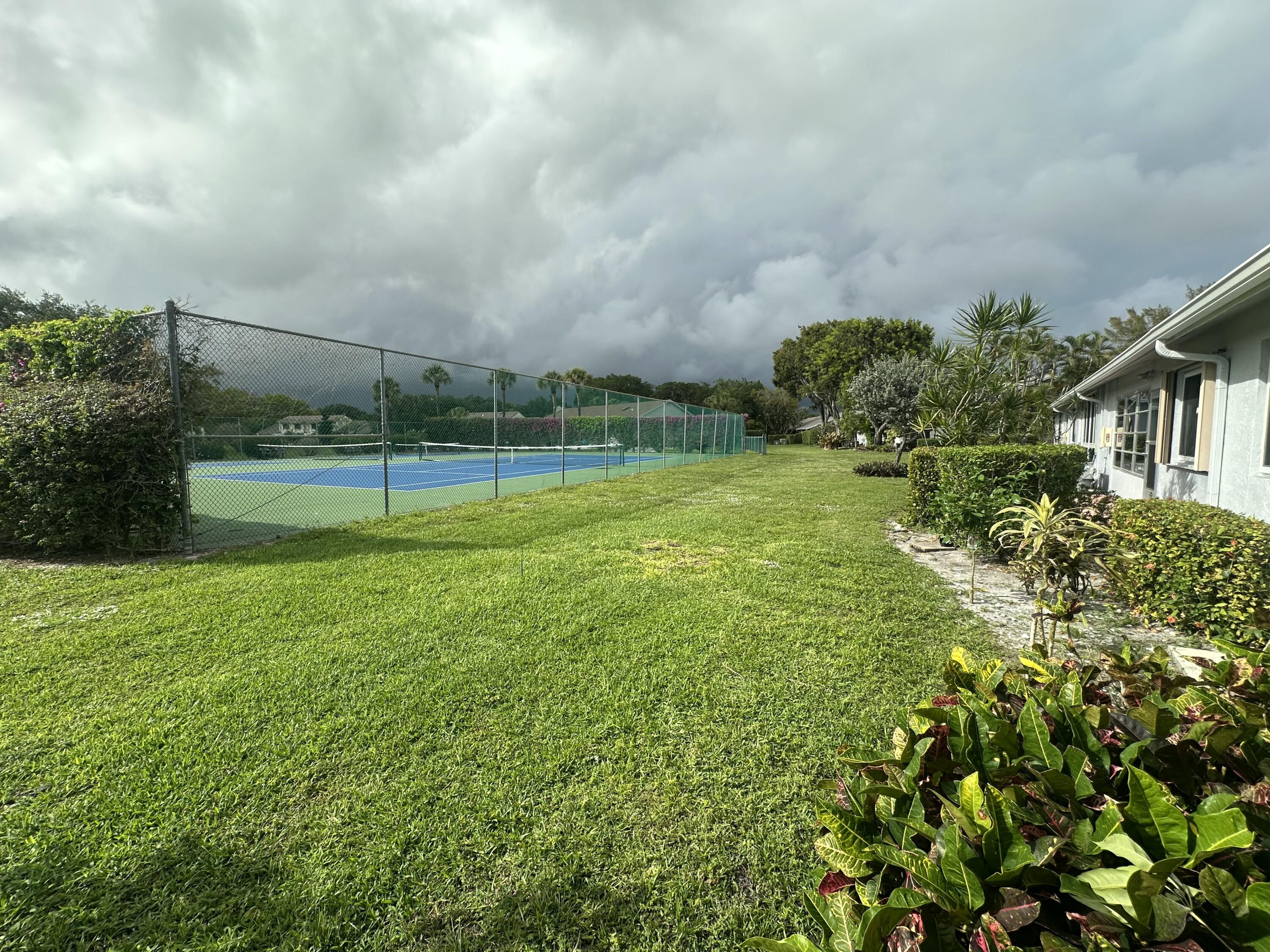 744 Lago Road Delray Beach, FL 33445 - Photo 7 of 25 IMG_5036