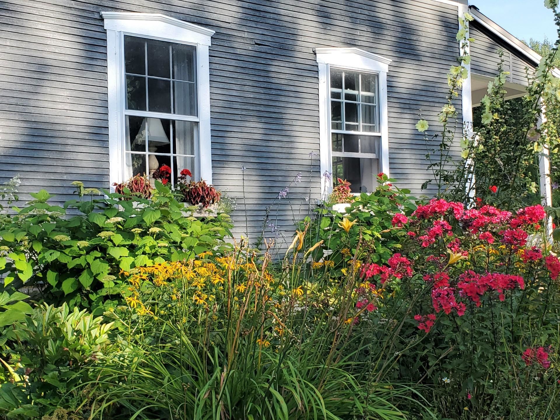 573 Cross Road Wolcott, VT 05680 - Photo 4 of 36