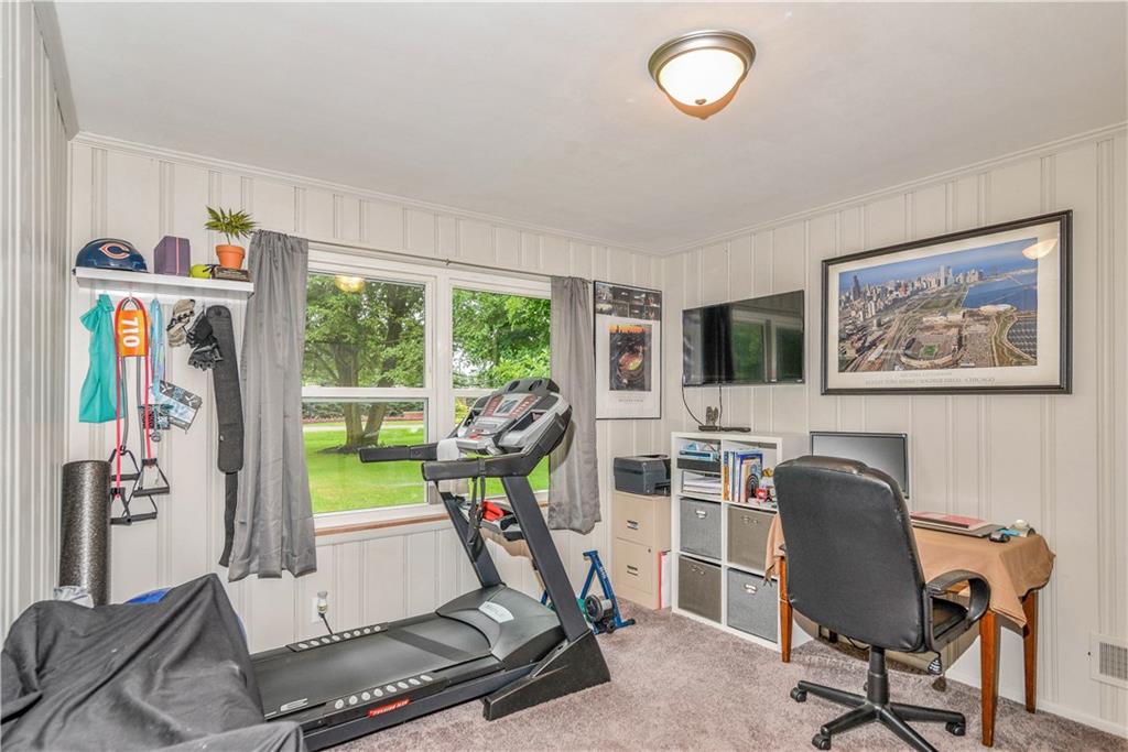7034 Spring Mill Road Indianapolis, IN 46260 - Photo 16 of 29 Gallery Image 16