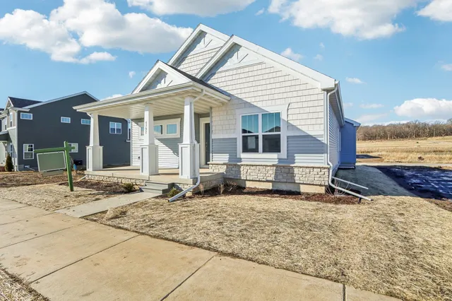 $534,900 | 4792 Lacy, Fitchburg, WI 53711