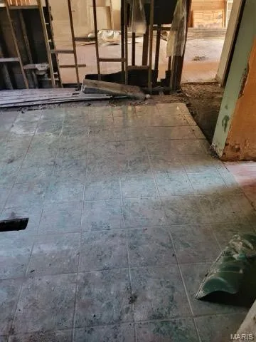 $20,000 | 2913 Renshaw Avenue, East St. Louis, IL 62205