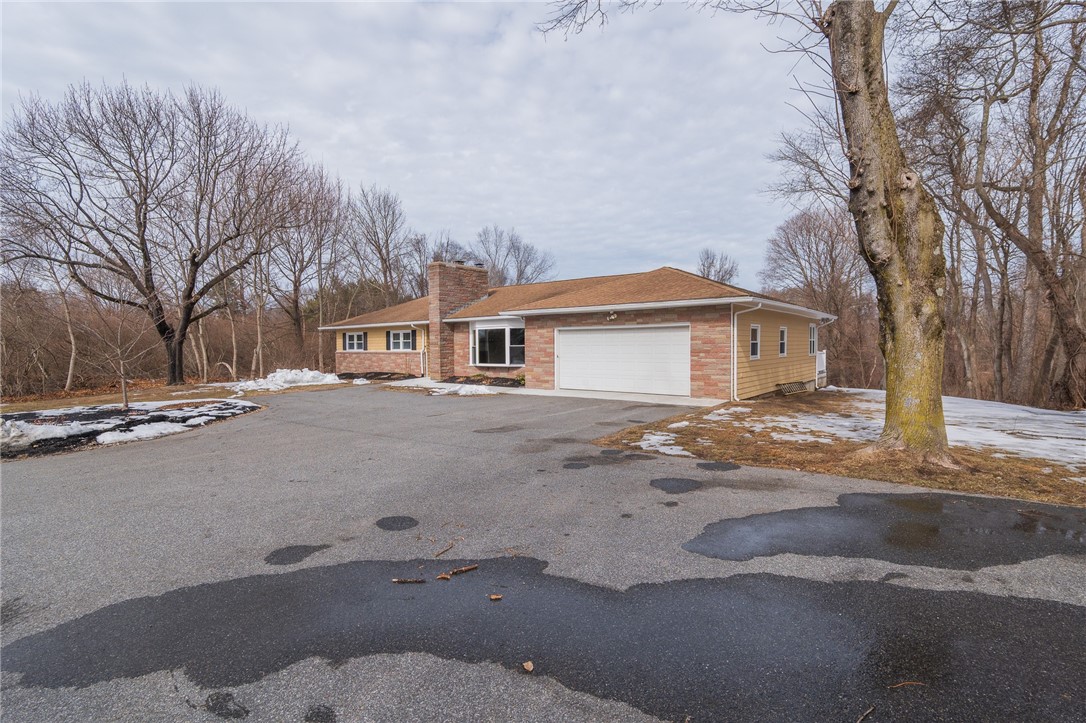 86 Pound Road Cumberland, RI 02864 - Photo 3 of 36