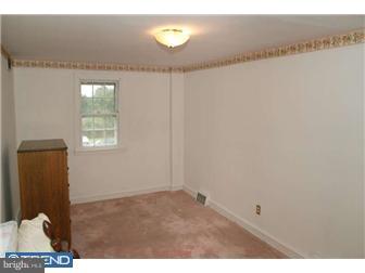 8428 Ridge Avenue Philadelphia, PA 19128 - Photo 9 of 12 Bedroom 3