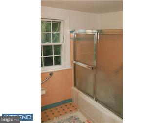 8428 Ridge Avenue Philadelphia, PA 19128 - Photo 10 of 12 Bathroom