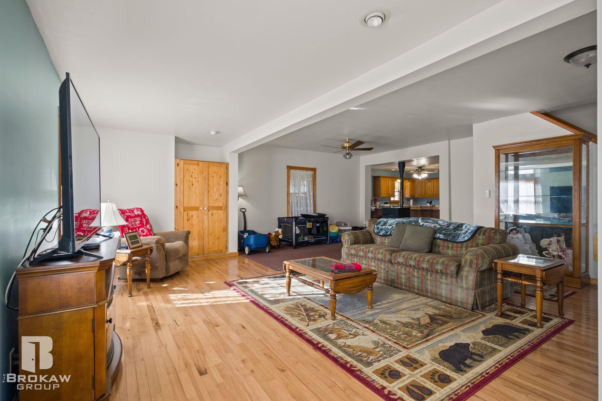 12411 Green Road Goodrich, MI 48438 - Photo 15 of 61 50159682-196cc582-1906-445c-88da-93a13bc75122.JPG