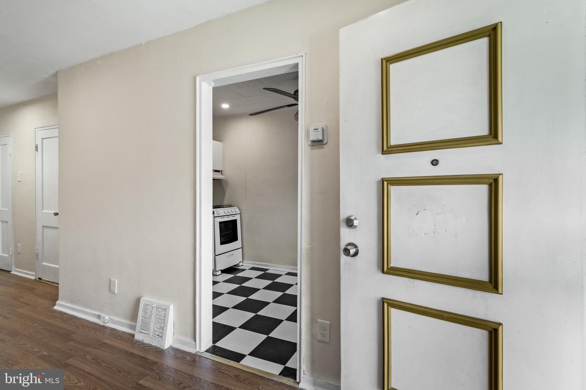 1022 Pine Road Sharon Hill, PA 19079 - Photo 4 of 20