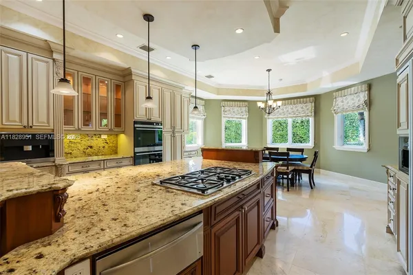 $7,000,000 | 10851 Southwest 63rd Avenue, Pinecrest, FL 33156