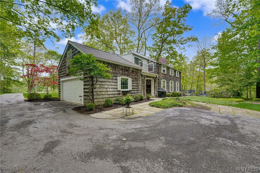 4233 Freeman Road Orchard Park, NY 14127 - Photo 48 of 50 Side view