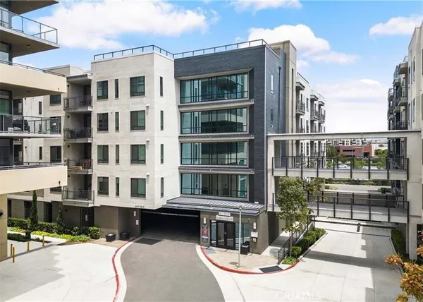 $908,888 | 2412 Nolita, Irvine, CA 92612