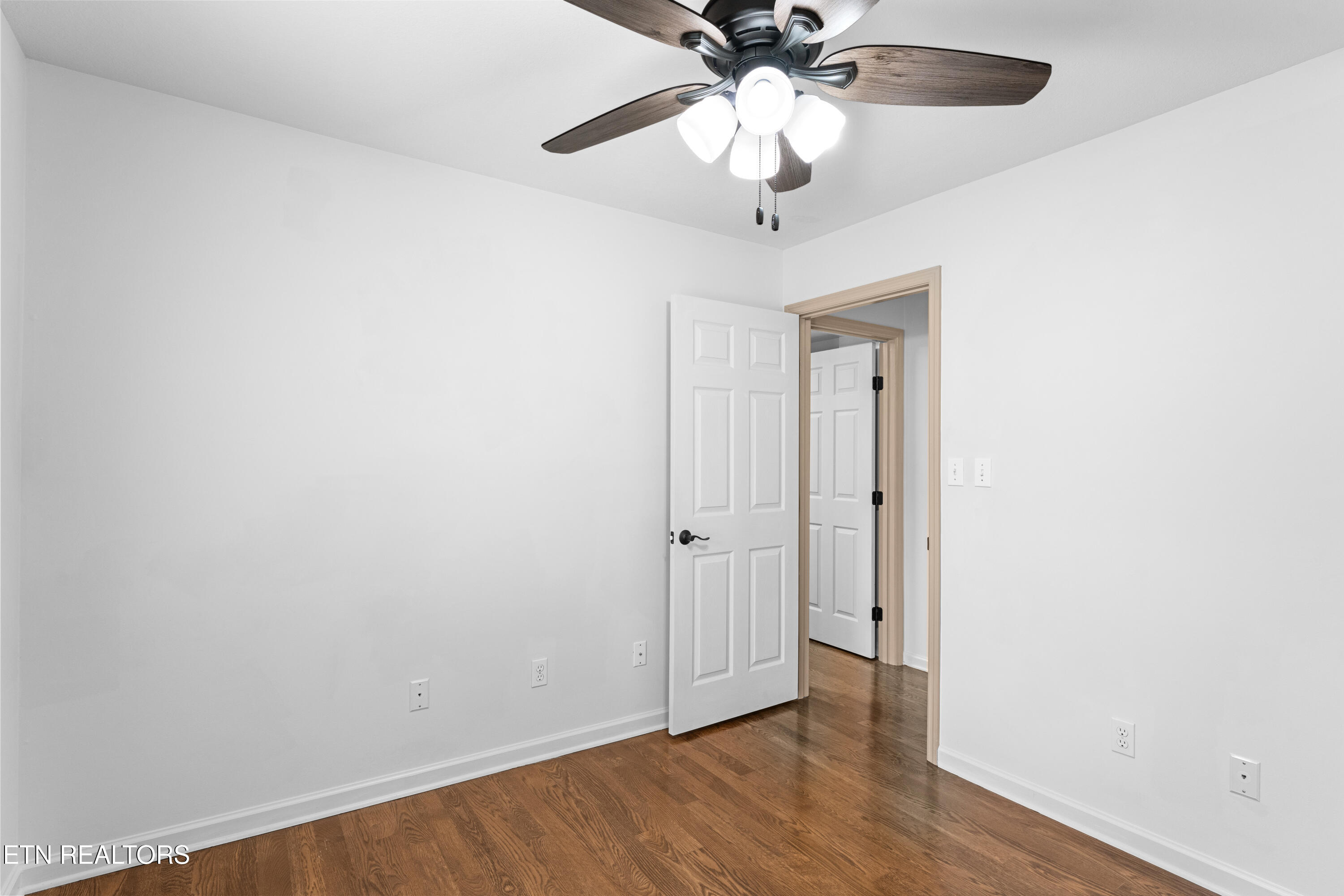 407 Tecumseh Point Loudon, TN 37774 - Photo 26 of 60 DSC09941