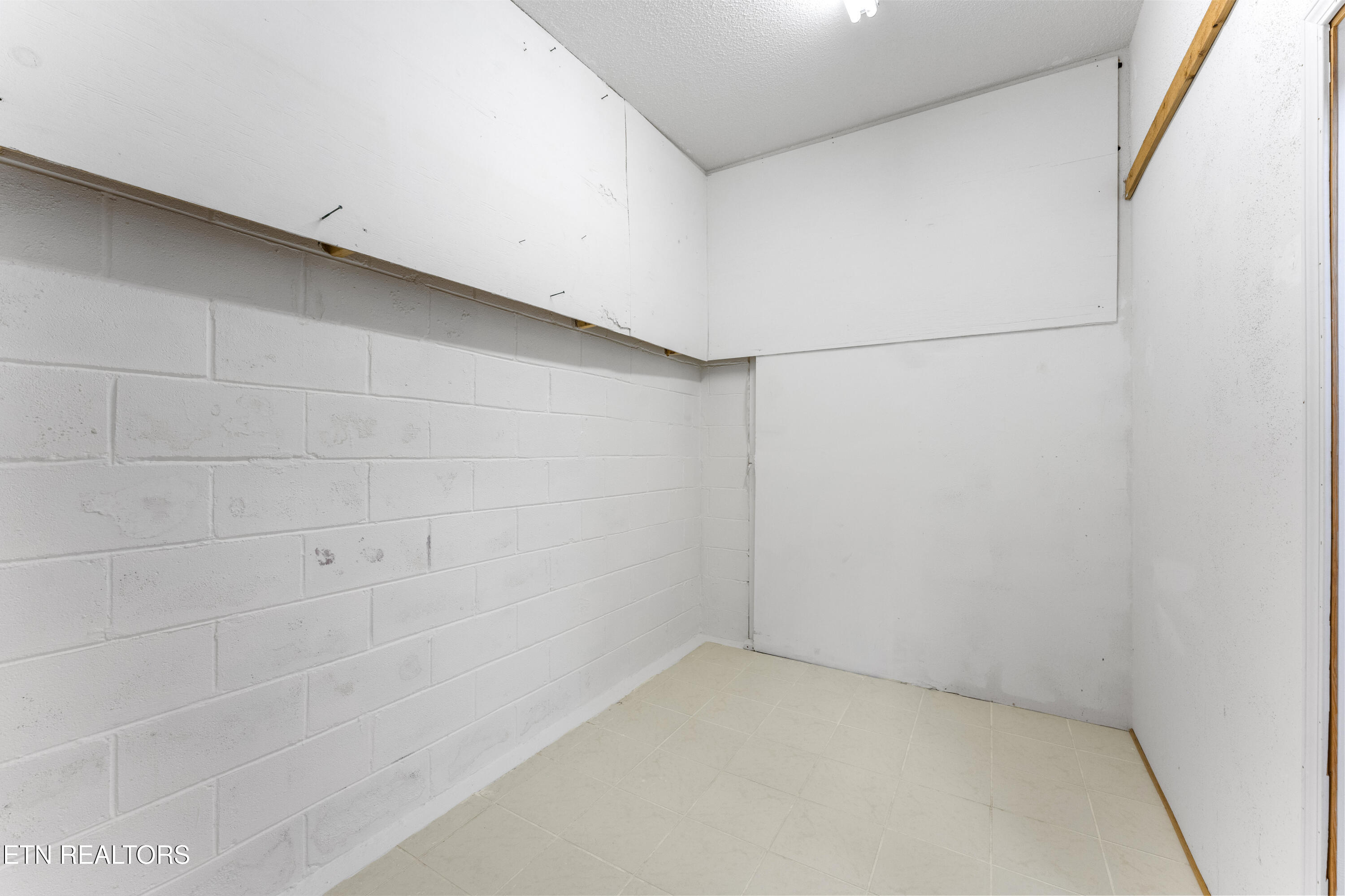 407 Tecumseh Point Loudon, TN 37774 - Photo 48 of 60 DSC00037