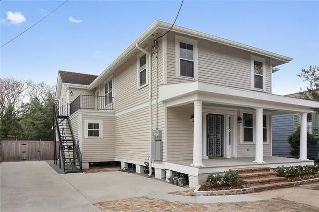 $825,000 | 8220-22 Zimpel Street, New Orleans, LA 70118