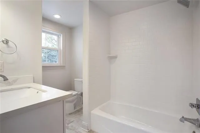 $825,000 | 8220-22 Zimpel Street, New Orleans, LA 70118