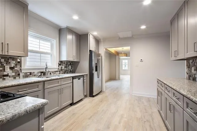 $825,000 | 8220-22 Zimpel Street, New Orleans, LA 70118